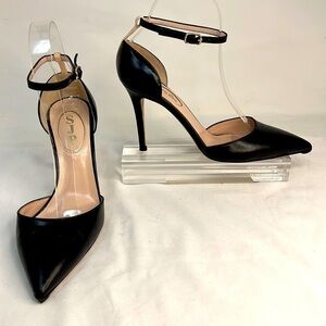 SJP Sara Jessica Parker Sz 36 Black Leather Ankle Strap D’Orsay Heels